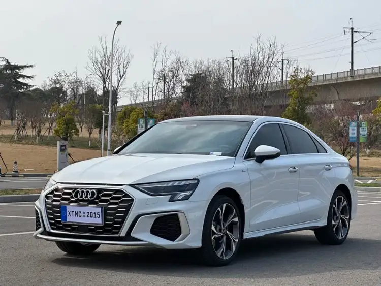 Audi A3 2024 A3L Limousine 35 TFSI Luxury Sport