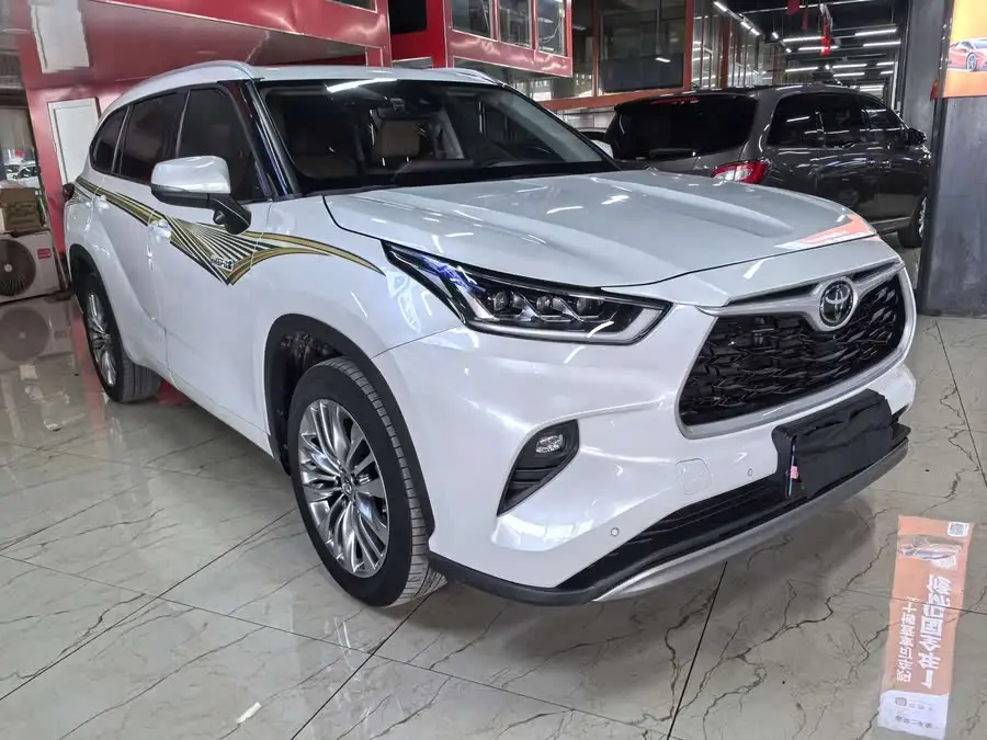 هايلاندر 2022 380T دفع رباعي بريميوم 7 مقاعد