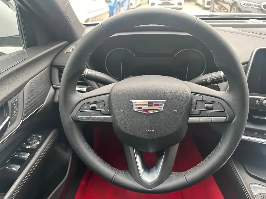 Cadillac CT4 2020 28T Fashion Edition