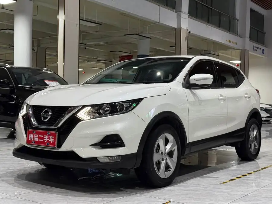 نيسان قاشقاي 2019 2.0 لتر CVT النسخة الذكية