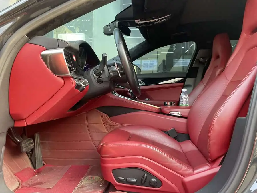 2022 Panamera 4 Executive Platinum Edition 2.9T