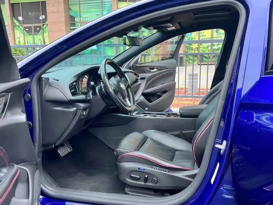 بيوك ريجال 2020 جي إس 28 تي بريميوم