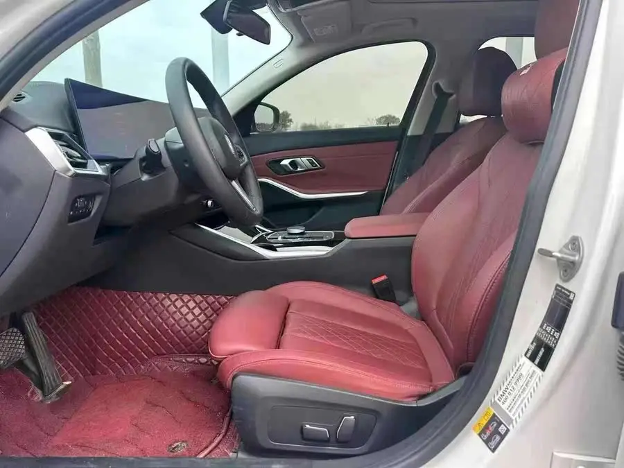 بي إم دبليو i3 2024 eDrive 35 L