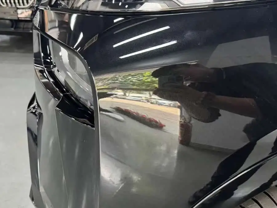 بي إم دبليو X7 2023 xDrive40i باقة M الرياضية