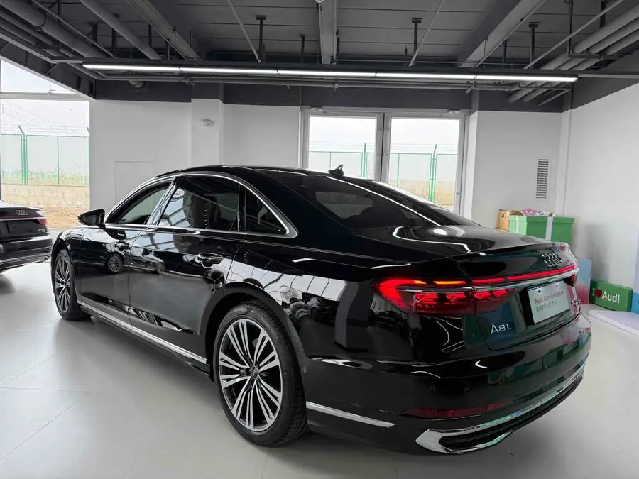 Audi A8 2023 A8L 50 TFSI quattro Excellence