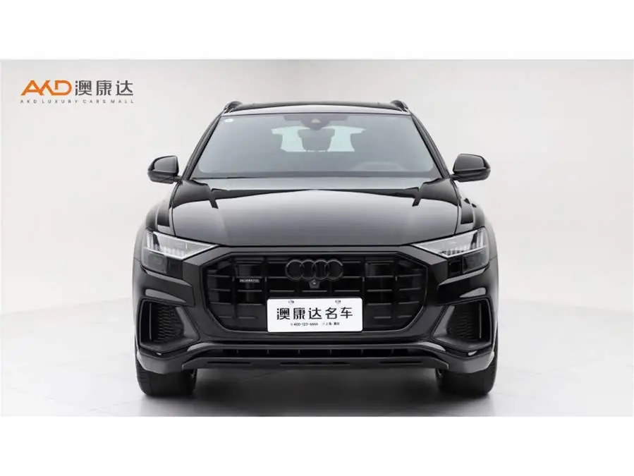 أودي Q8 2022 55 TFSI الرياضية