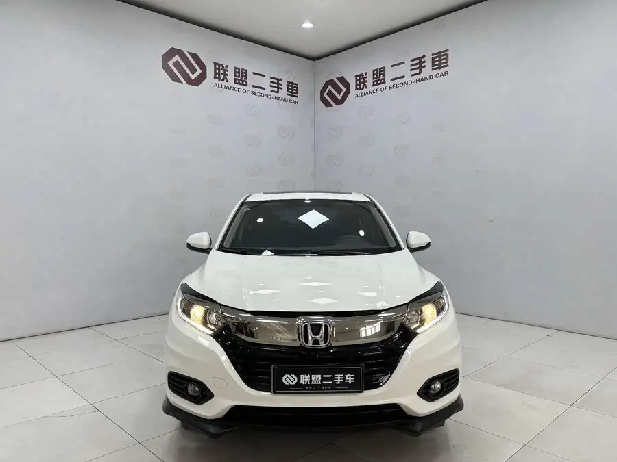 هوندا HR-V 2020 1.5 لتر CVT النسخة الرائدة