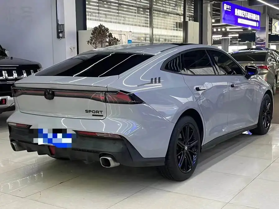 Changan UNI-V 2023 1.5T Premium