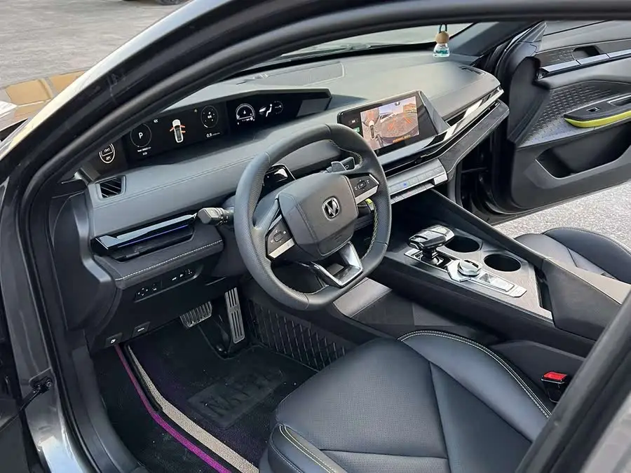 Changan UNI-V 2022 1.5T Sport Edition