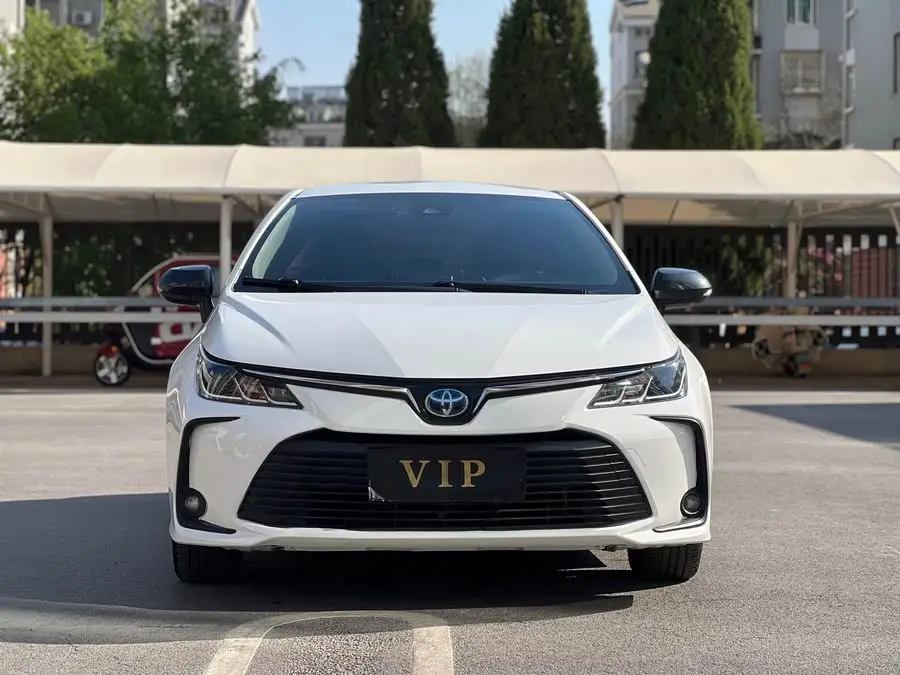 كورولا 2019 هايبرد 1.8 لتر E-CVT GL-i النسخة الرائدة