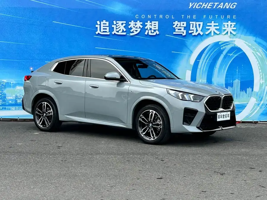 بي إم دبليو X2 (مستورد) موديل 2024 sDrive25i حزمة رياضية M