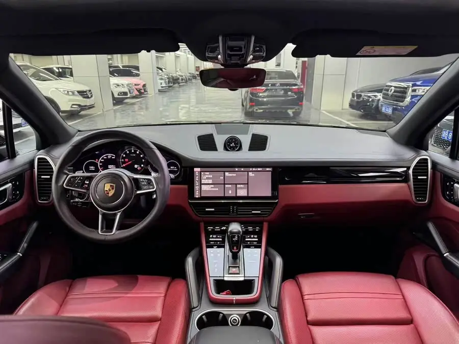 2022 Cayenne 3.0T Platinum Edition