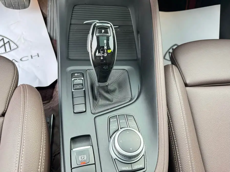 BMW X1 2020 Model sDrive25Li Leading Edition