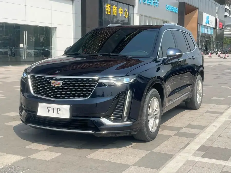 كاديلاك XT6 2021 28T طراز فاخر سبعة مقاعد