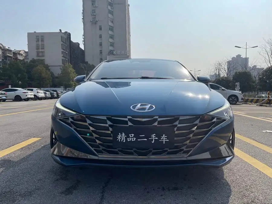 إيلانتر 2021 1.5L CVT LUX النسخة الفاخرة