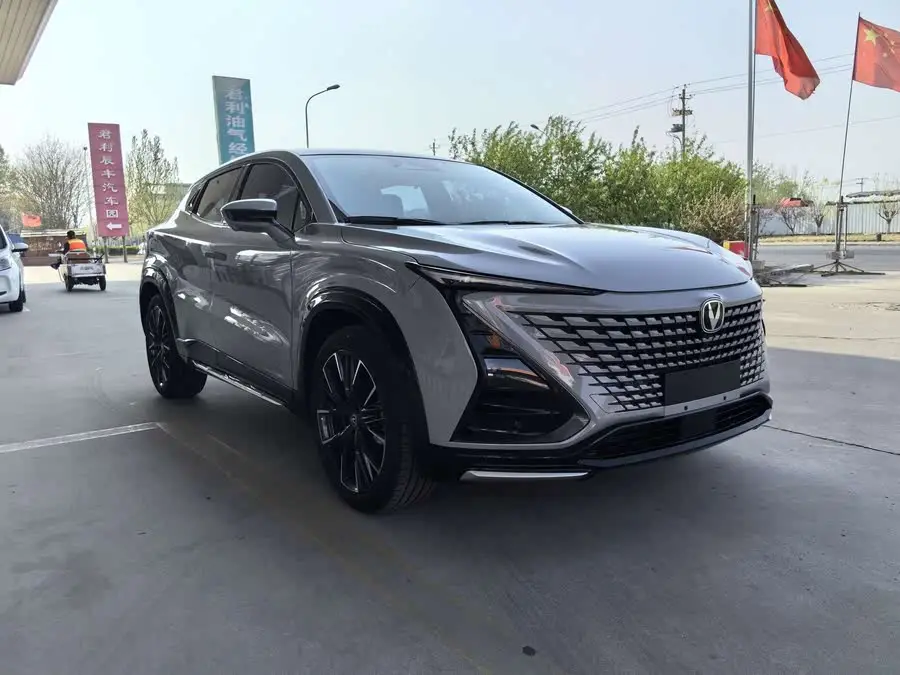 شانجان UNI-T 2023 الجيل الثاني 1.5T الفاخر