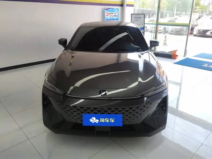 Changan UNI-V 2024 1.5T Premium