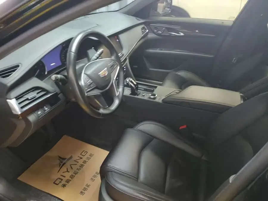 كاديلاك CT6 2021 28T النخبة