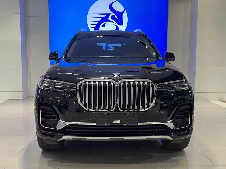 بي إم دبليو X7 2021 xDrive40i حزمة فاخرة