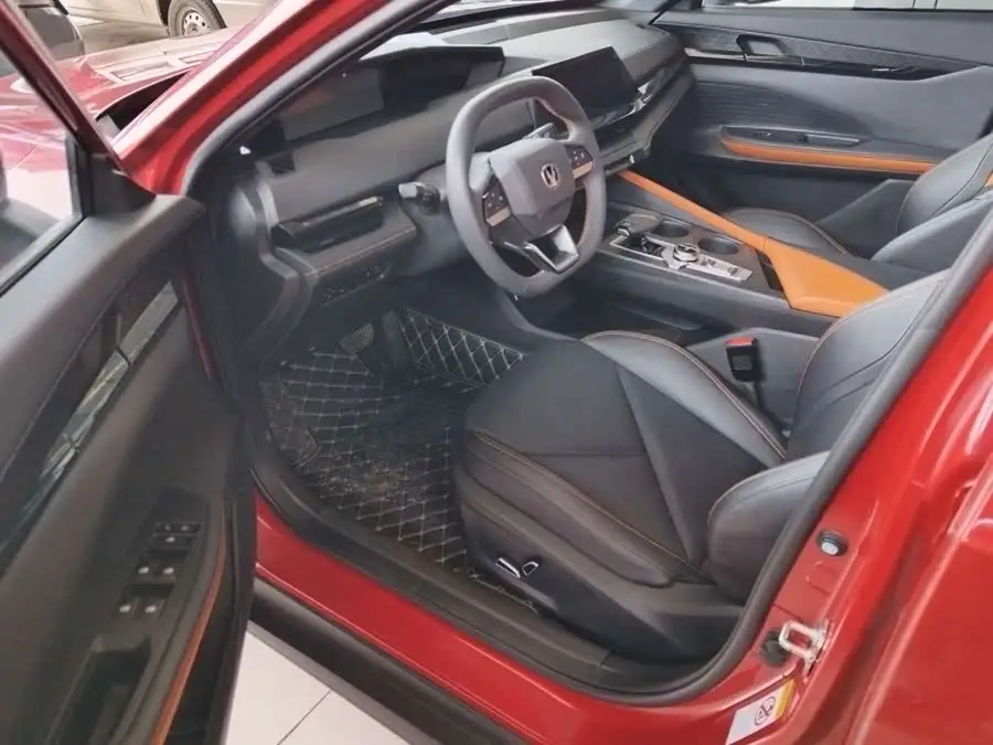 Changan UNI-V 2022 1.5T Premium