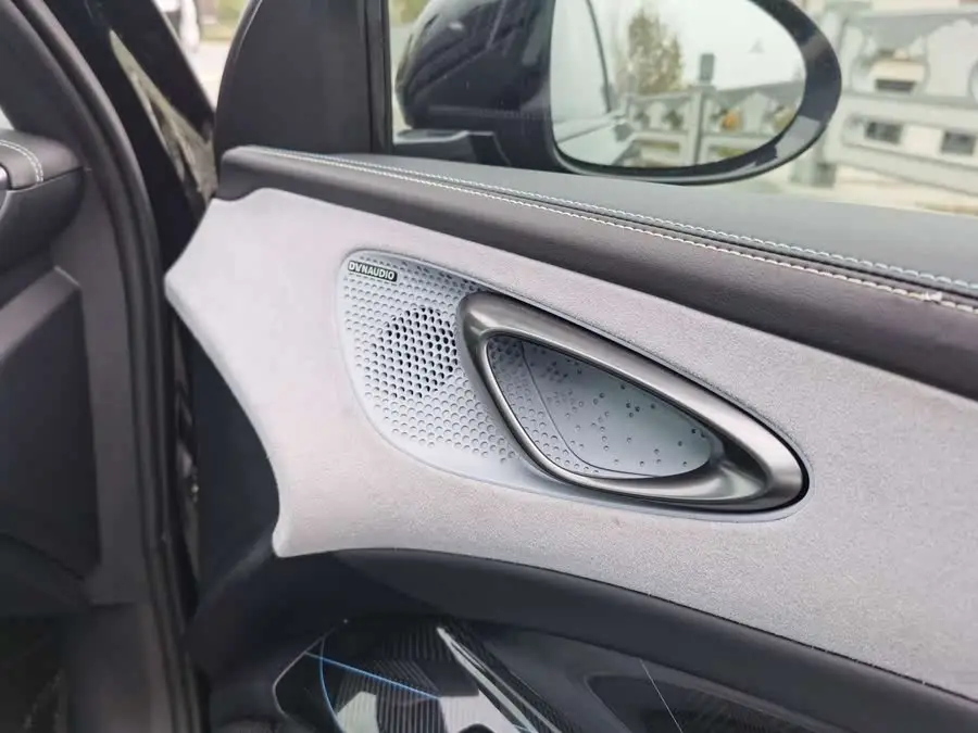 سلحفاة 2023 إصدار البطل 550 كم فاخرة