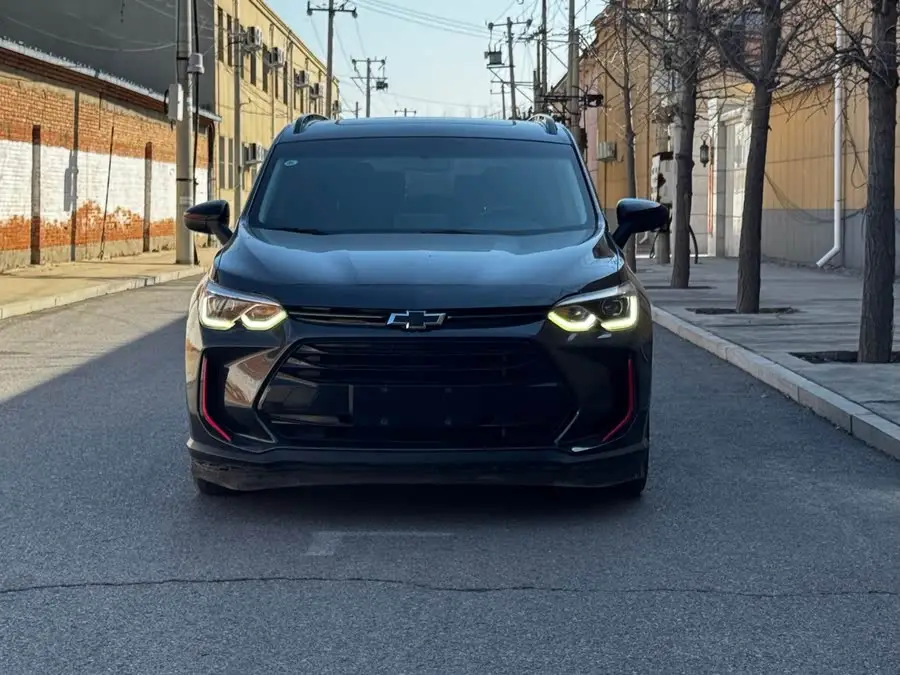 Wuling Hongguang Plus 2020 Light Hybrid 530T Automatic Enjoyable Version (5+2 Seats)