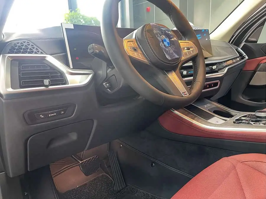 BMW X5 2023 xDrive 30Li Exclusive M Sport Night Package