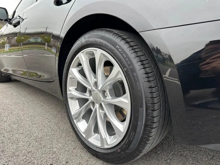 Cadillac CT5 2023 28T Luxury (Standard Version)