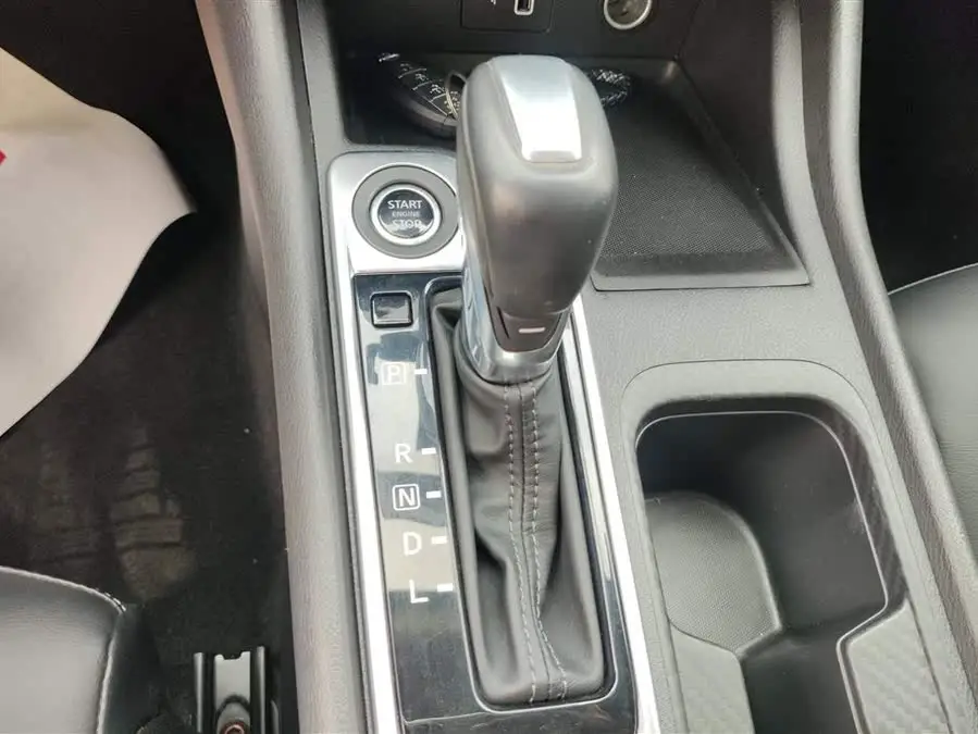 2022 نيسان سيلفي 1.6 لتر XL CVT إصدار الاستمتاع