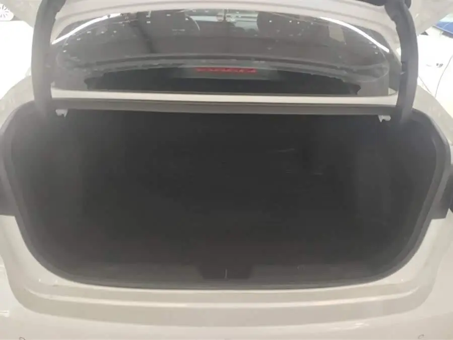 Eado 2022 Plus Blue Whale NE 1.4T GDI DCT Premium Edition