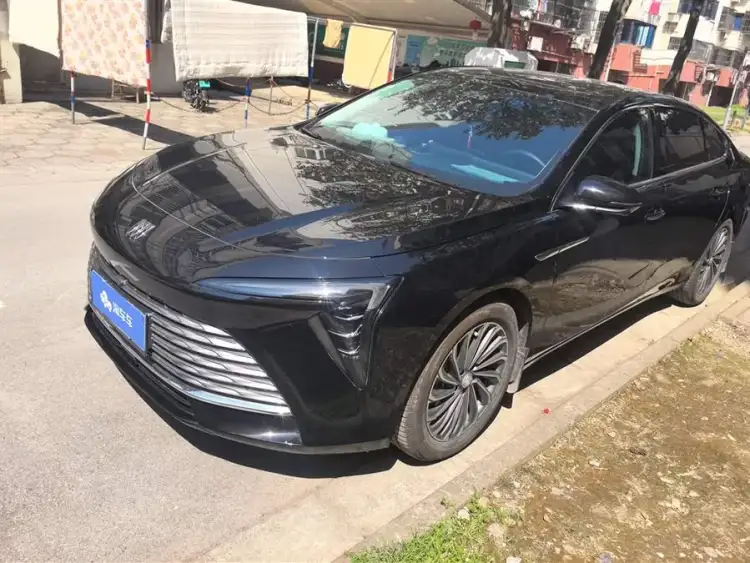 Buick LaCrosse 2023 28T Premium Edition