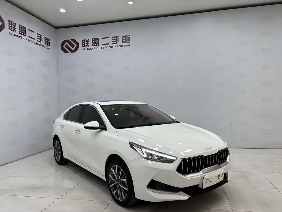 كيا K3 2021 1.5L CVT الإصدار الأنيق