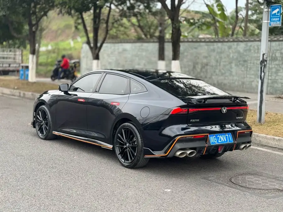 Changan UNI-V 2023 1.5T Sport Version