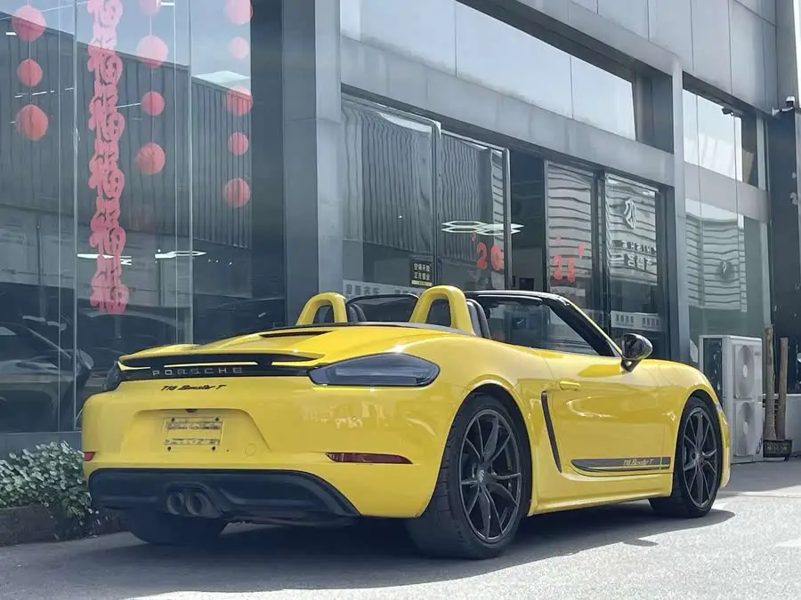 Porsche 718 2022 Boxster T 2.0T