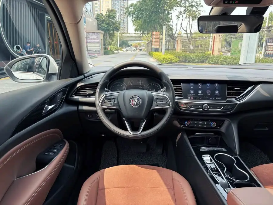 بيوك ريجال 2022 552T النسخة الذكية