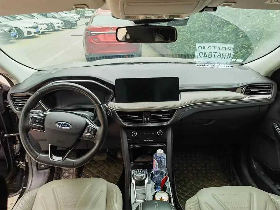 2020 Ford Escape EcoBoost 245 AWD Jiaxiang Edition