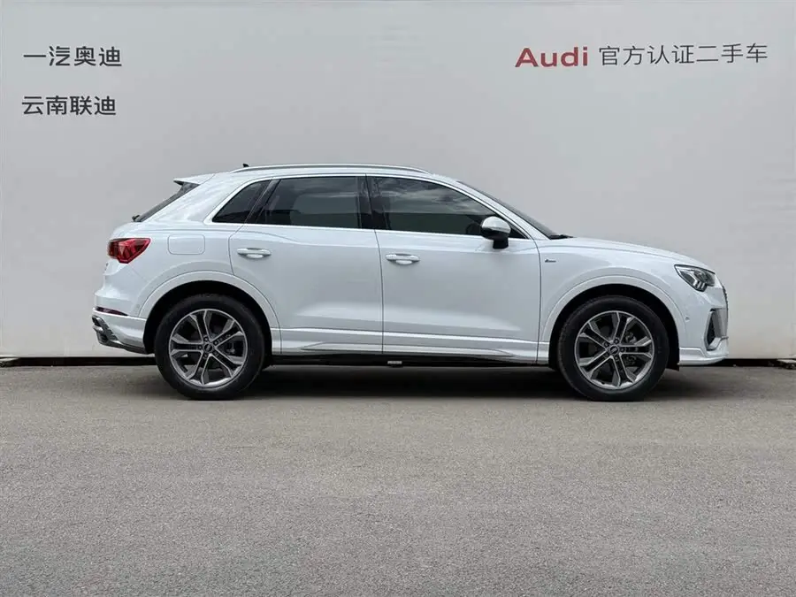 Audi Q3 2021 35 TFSI Fashion Dynamic