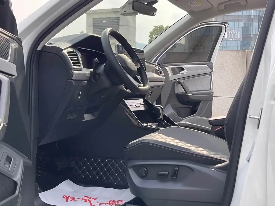 Tayron 2023 Model Facelift 380TSI 4Motion R-Line High Performance Version