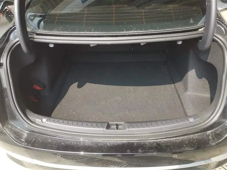 2023 مونديو إيكوبوست 245 الفاخرة