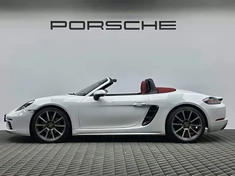 Porsche 718 2022 Boxster 2.0T