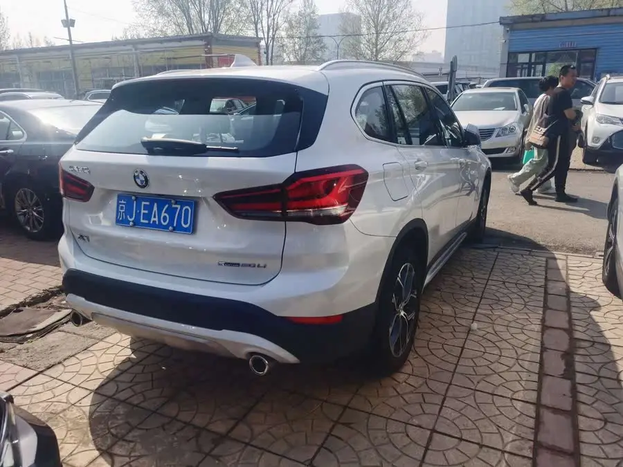 بي إم دبليو X1 2022 sDrive20Li الفاخرة