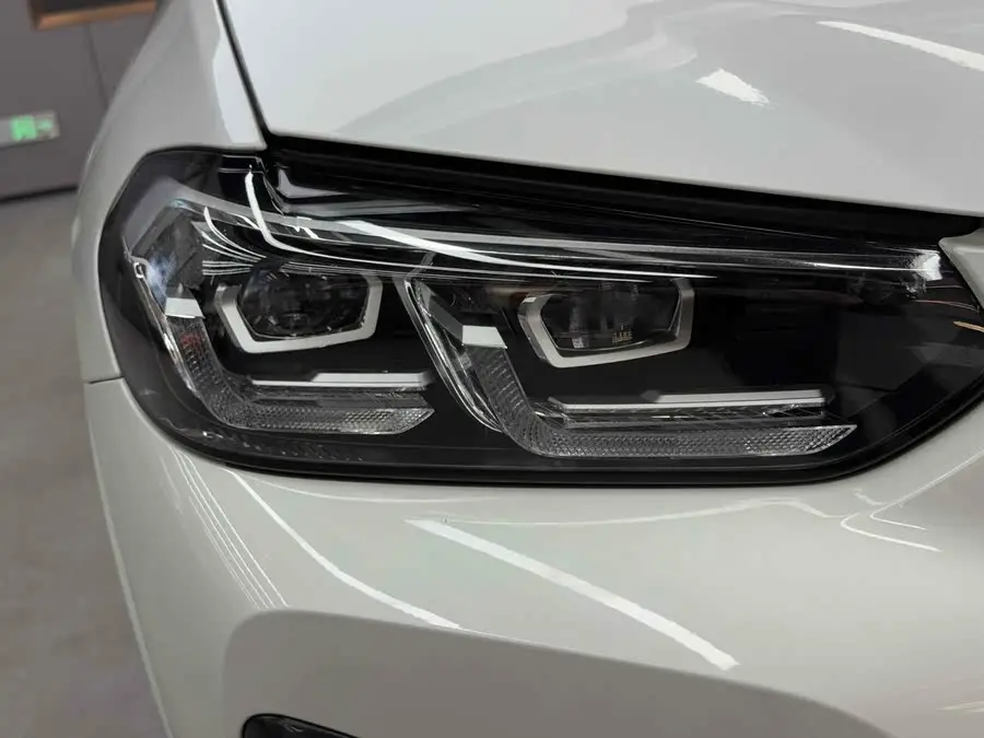 BMW iX3 2022 Leading Edition