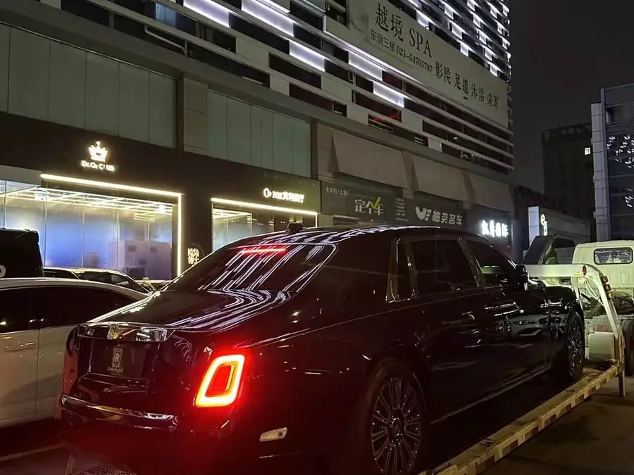 Phantom 2018 6.7T Long Wheelbase