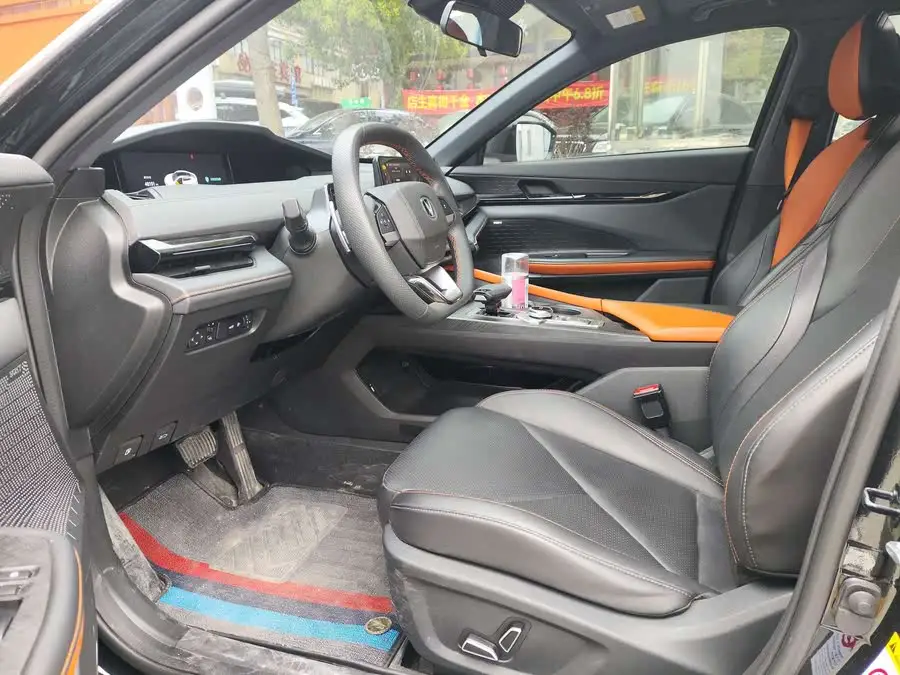 Changan UNI-V 2023 1.5T Premium