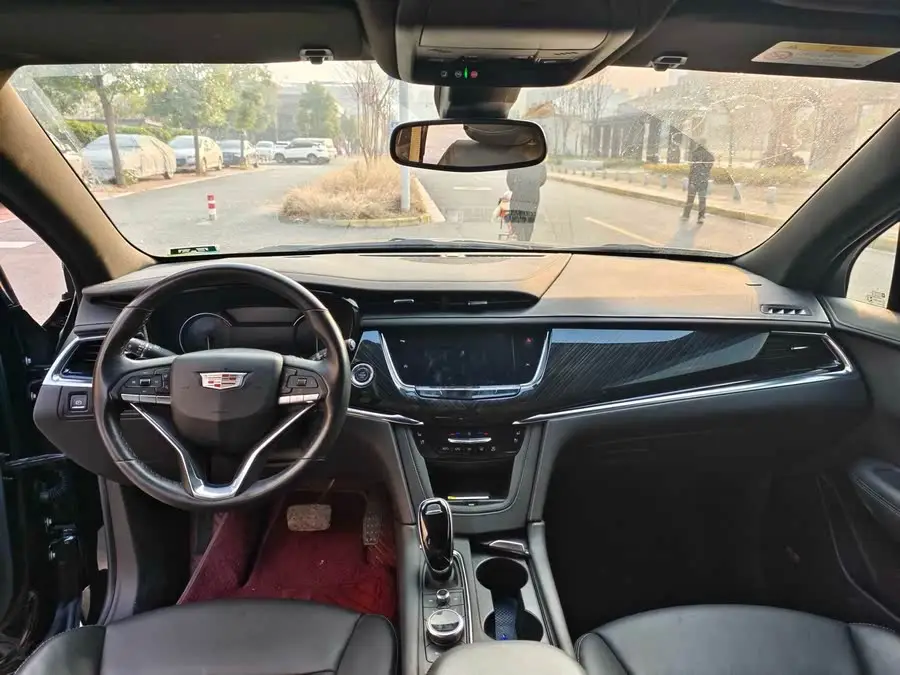 Cadillac XT6 2021 2.0T Six-seat AWD Premium