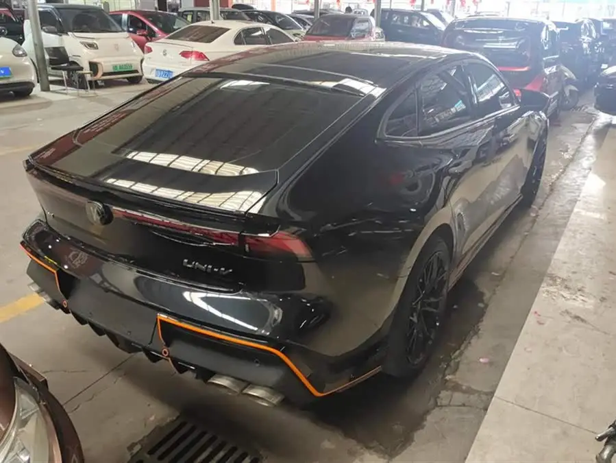 Changan UNI-V 2022 1.5T Sport Version