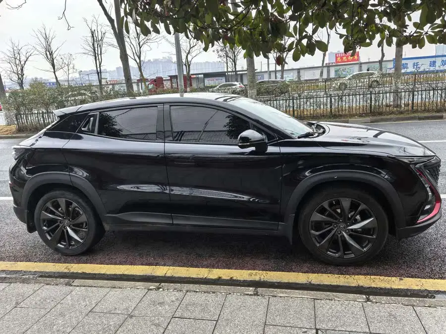 Changan UNI-T 2020 1.5T Premium