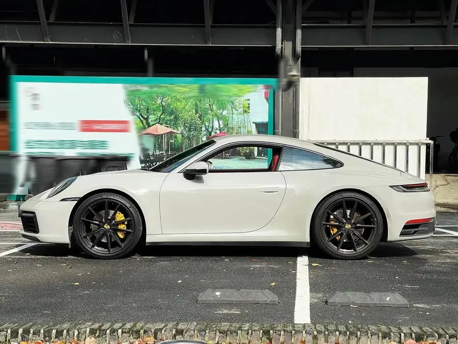 Porsche 911 2020 Carrera 3.0T