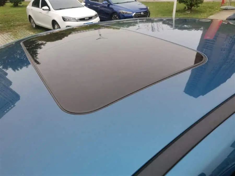 إيلانtra 2022 1.5 لتر CVT LUX النسخة المميزة