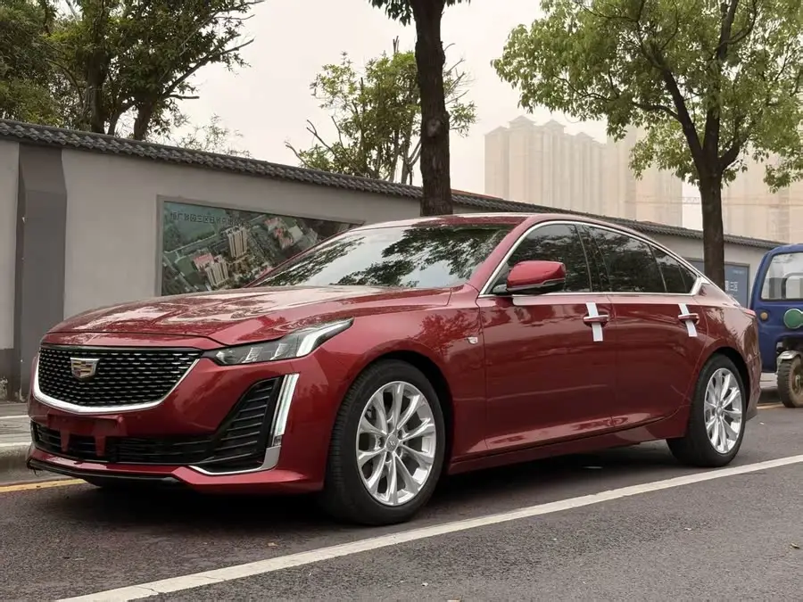 كاديلاك CT5 2020 طراز محدث 28T فاخرة